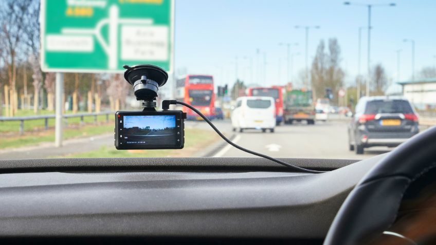 ¿Qué es el Dash Cam y dónde es mejor colocarla en el auto?
