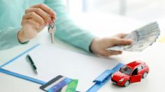 El mejor jefe del mundo; le regaló autos nuevos a sus empleados para agradecer su esfuerzo