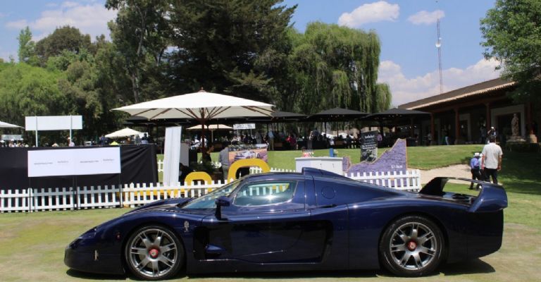 Los mejores autos de Don Huayra.