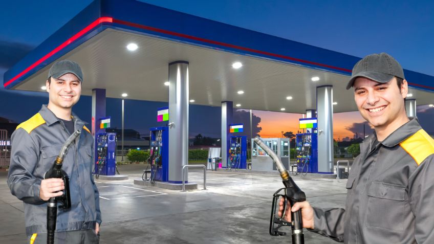 VIDEO: ¡Se arma bailongo! Captan a despachadores de gasolina bailando el Payaso del Rodeo