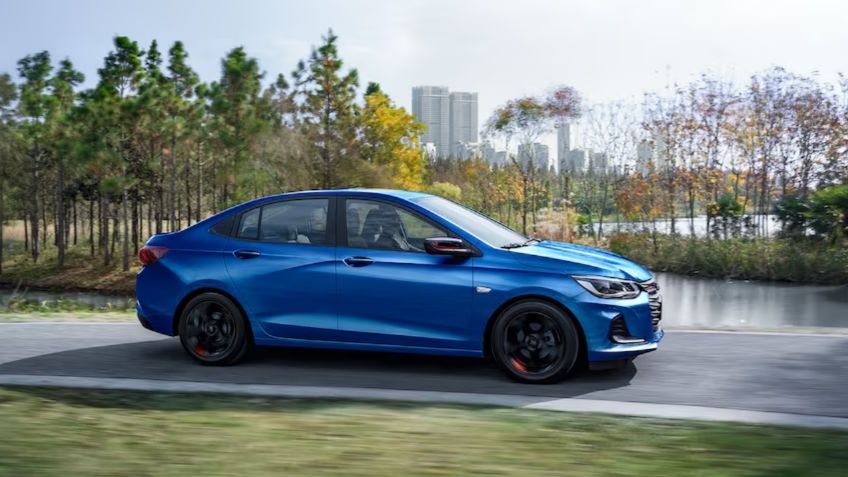 Consumo de gasolina de cada versión del Chevrolet Onix 2024, ¡tú decides con cuál ahorrar!
