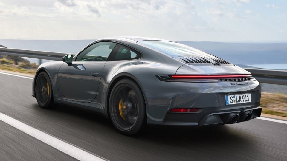 Porsche revela al 911 2025