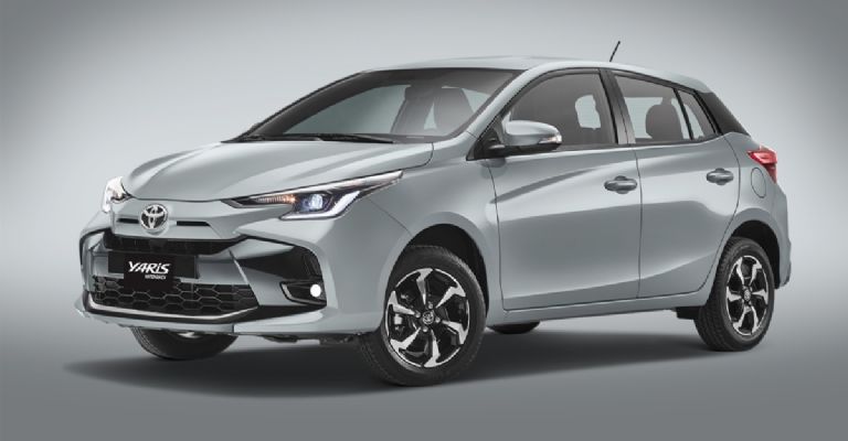 Toyota Yaris hatchback 2024