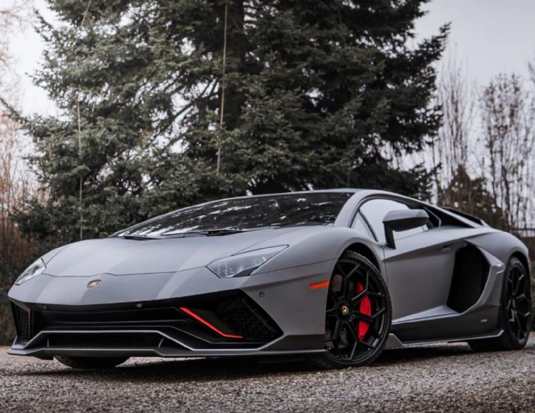 Drake y su Lamborghini Aventador