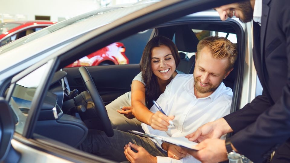 La renta de autos es una modalidad que ha aumentado en México.