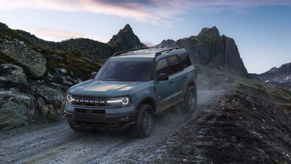 La Ford Bronco 2024 es la camioneta ideal para los que aman las aventuras.