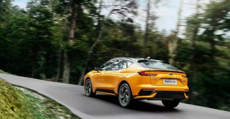 Diseño del Ford Mondeo Sport 2024