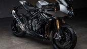 Foto ilustrativa de la nota titulada ¡Sólo hay 270 motos! Así es la nueva Triumph Speed Triple 1200 RR Breitling Limited Edition