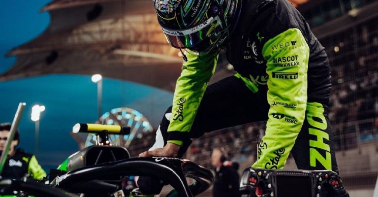 El piloto de F1 Zhou Guanyu ofrece millones por un asiento en Haas