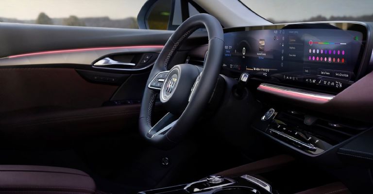 Motor e interior de la Buick Envision 2024