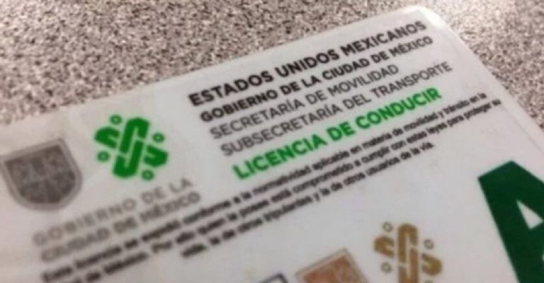 ¿Regresará la licencia de conducir permanente?