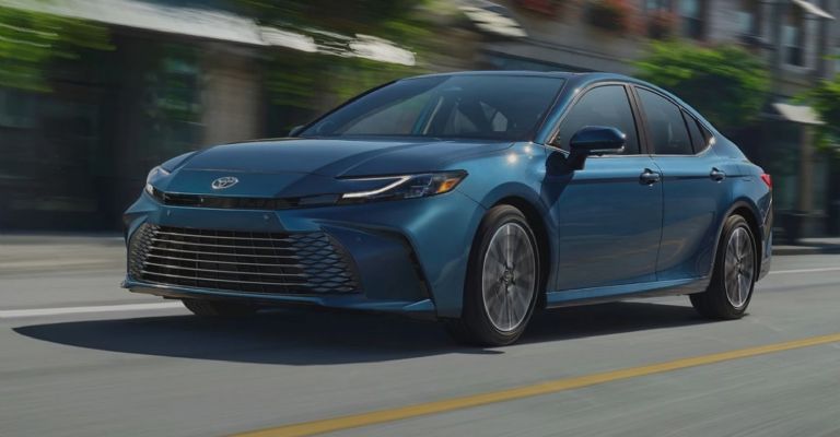 Precios del Toyota Camry 2025