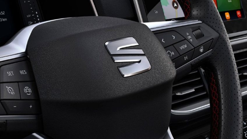 ¡Llévele, llévele! SEAT baja los precios de sus autos más populares en 2024