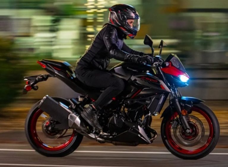 Especificaciones de la Kawasaki Z500 2024