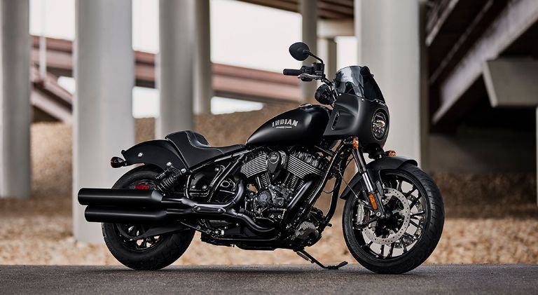 Harley-Davidson Low Rider S vs Indian Sport Chief Qué moto cruiser tiene mejor rendimiento