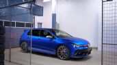 Foto ilustrativa de la nota titulada Volkswagen Golf R 2025, el hatchback tiene un diseño agresivo