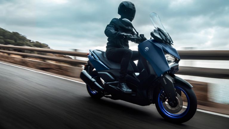 Características y ventajas de usar un maxiscooter