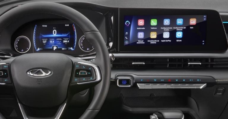 Motor e interior de la Chirey Tiggo 2 Pro