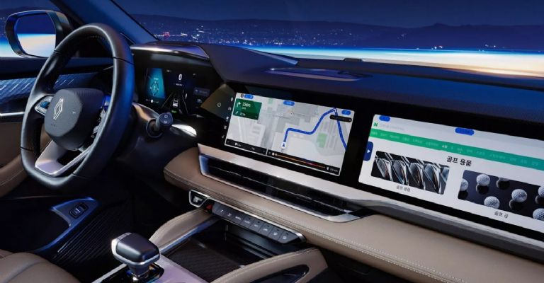 Motor e interior de la Renault Grand Koleos 2025