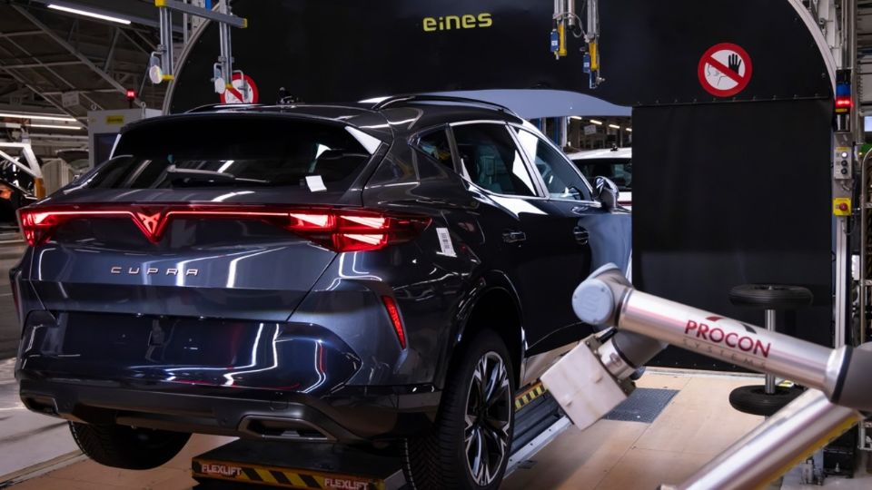 La producción de los modelos 2025 de Cupra inicia en Martorell