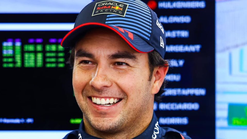 Checo Pérez continuará su trayectoria en la escudería de las bebidas energéticas.