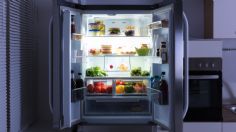 Lo tienes en el refri, y te funcionará para quitar los malos olores dentro del auto