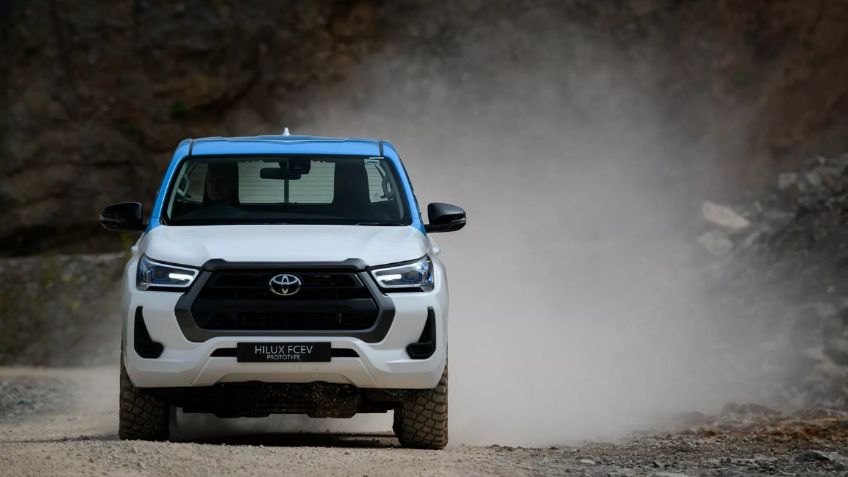 Toyota Hilux, la marca ya está probando la versión híbrida