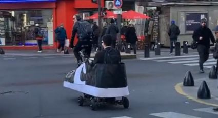 Video Viral. Esta persona manejó un Go Kart con forma de tenis Nike en Buenos Aires