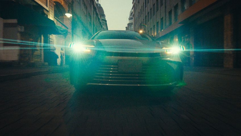 Es elegante, híbrido y tiene un buen precio, aparte es de origen japonés