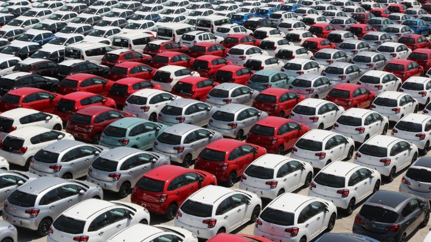 ¿Vas a comprar un auto? Estos son los UNICOS coches que no pagan tenencia en CDMX en 2024