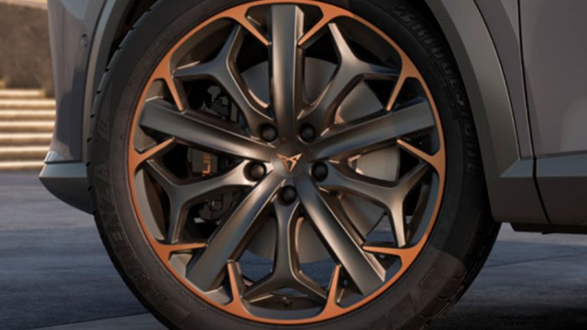 ¿Cuál es la SUV coupé híbrida enchufable más barata en México?