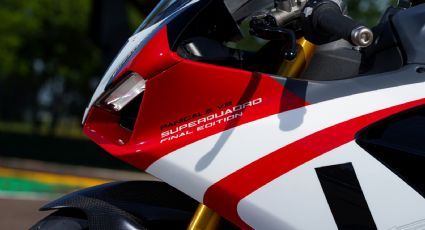 Ducati Panigale V2 Superquadro Final Edition: Una moto que rinde homenaje al motor bicilíndrico de la marca italiana