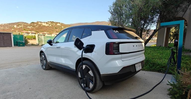 Diseño de la Volvo EX30 2025