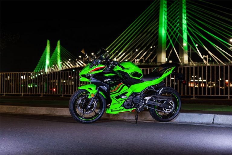 Especificaciones de la Kawasaki Ninja 500 KRT Edition SE ABS