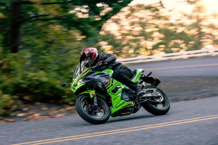 Cuál es el precio de la Kawasaki Ninja 500 KRT Edition SE ABS