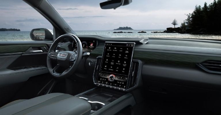 Interior de la GMC Acadia 2024