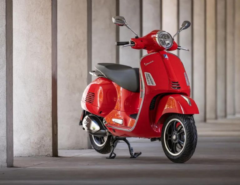 Cuánto vale el scooter Vespa GTS 300 Super
