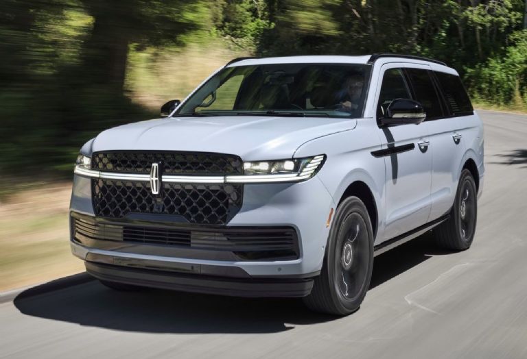 Así será el modelo 2025 de la SUV Lincoln Navigator