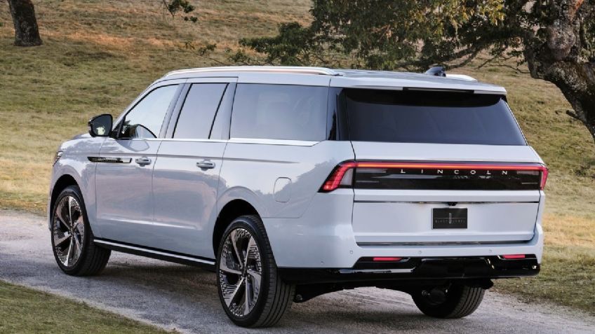 Lincoln Navigator 2025, la SUV de lujo estrena cambios importantes
