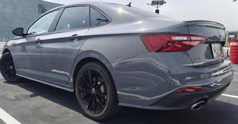 Diseño del VW Jetta GLI 40 aniversario