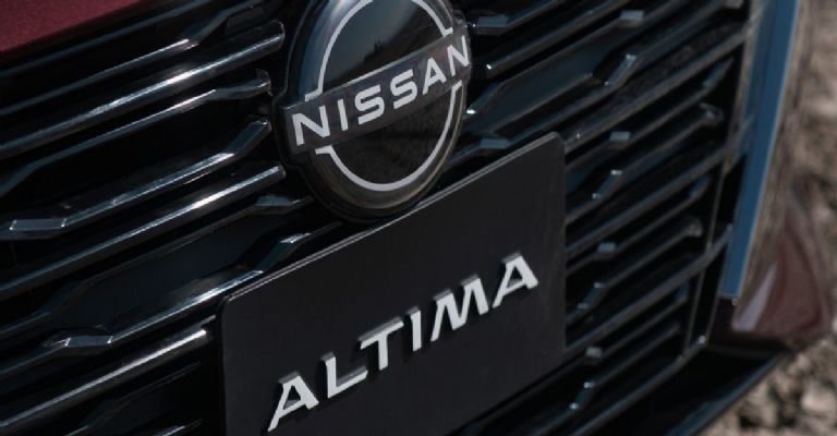 Nissan Altima 2024