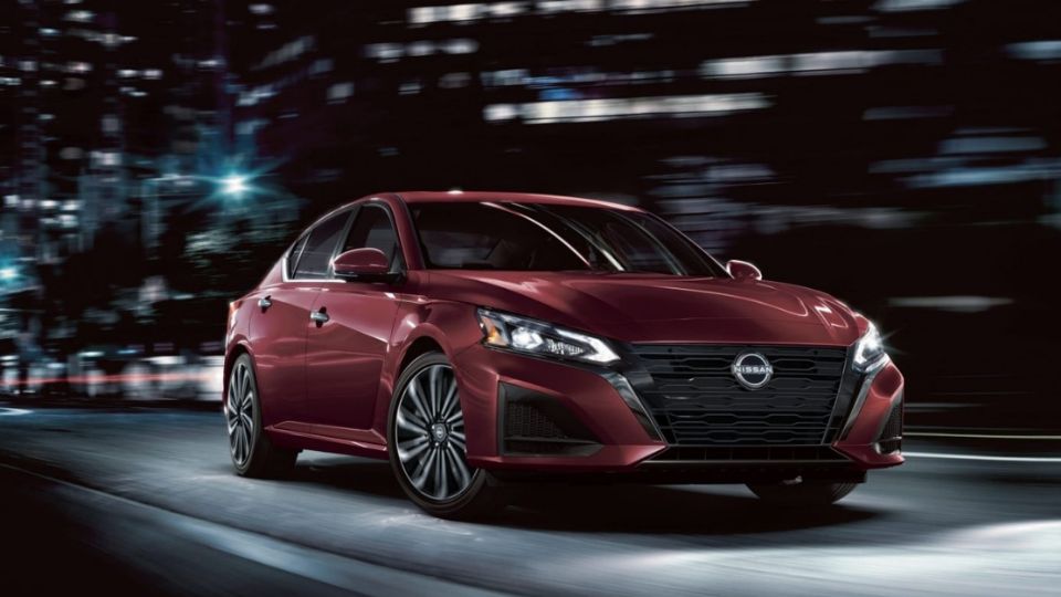 El Nissan Altima es considerado como uno de los sedanes mejor vendidos de la marca.