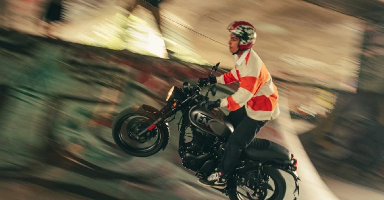 Moto de Royal Enfield Hunter 350