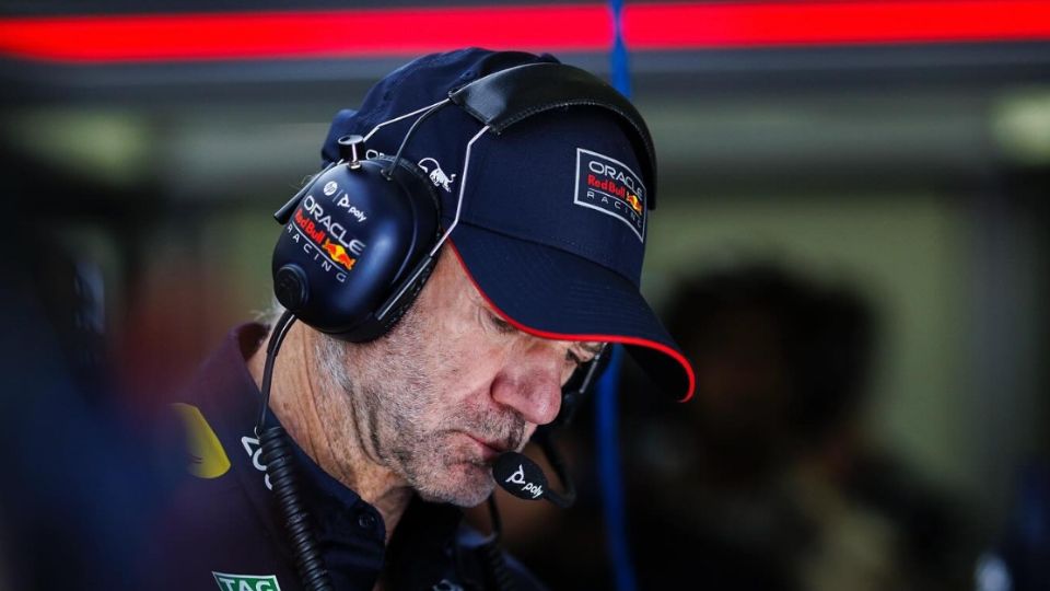 Adrian Newey habría quedado impresionado con el proyecto de Aston Martin.