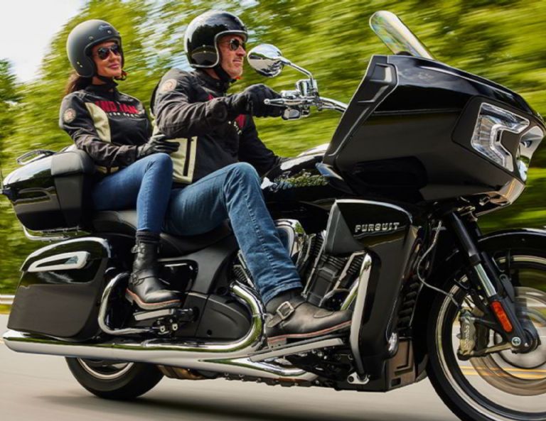 Motos de turismo, la mejor opción para salir a la carretera