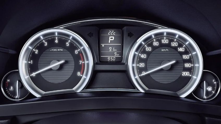 Sedán equipado y ahorrador que puede ser tuyo por menos de 353,000 pesos, ¡y no es chino!