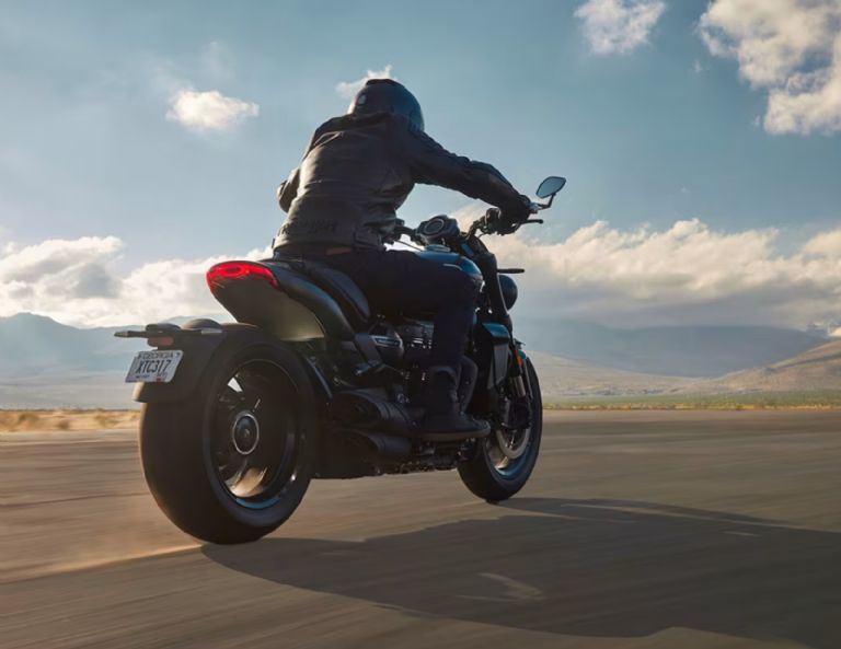 Triumph Rocket 3 Storm R 2024