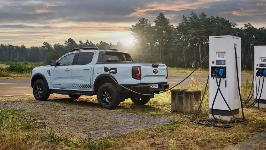 ¿La Ford Ranger PHEV tiene más torque que la Raptor?
