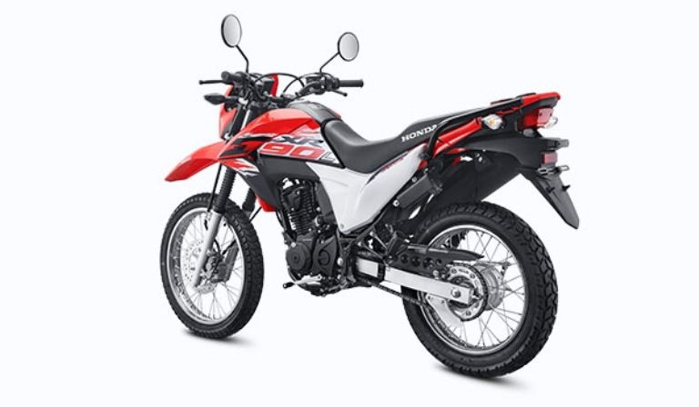 Qué precio tiene la moto doble propósito Honda XR190L 2024