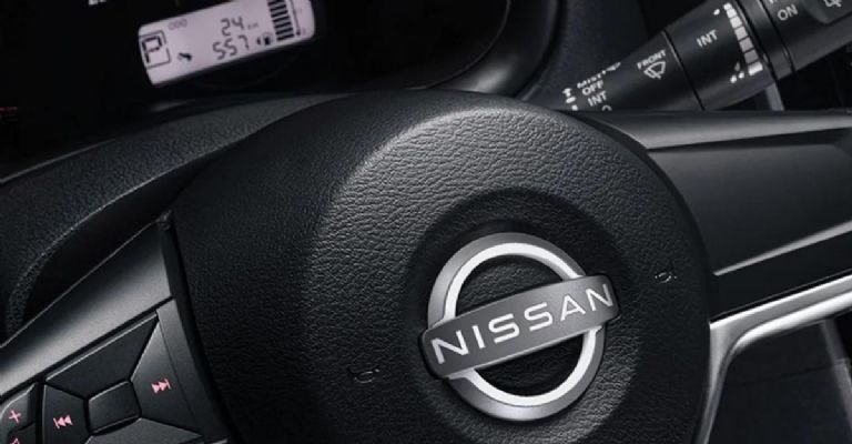 Nissan March 2024